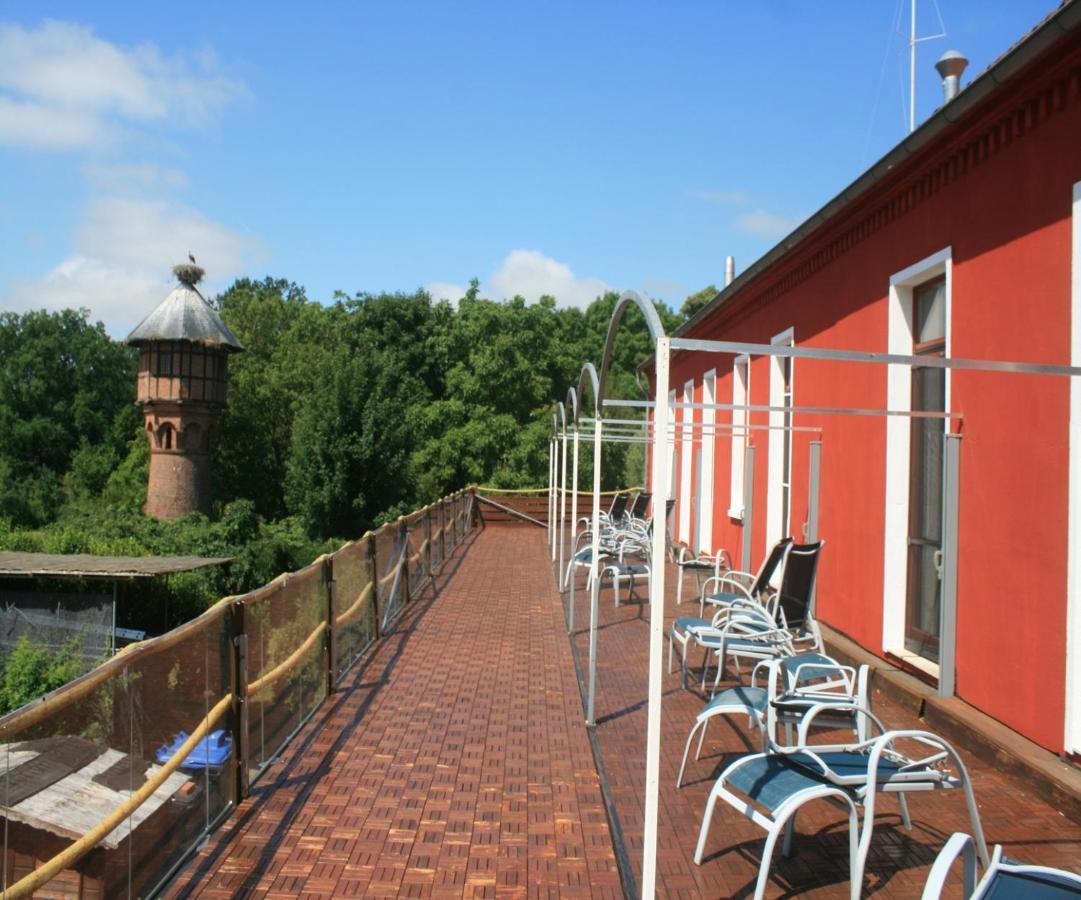 Landhotel Storchenkrug Ruhstadt Bagian luar foto