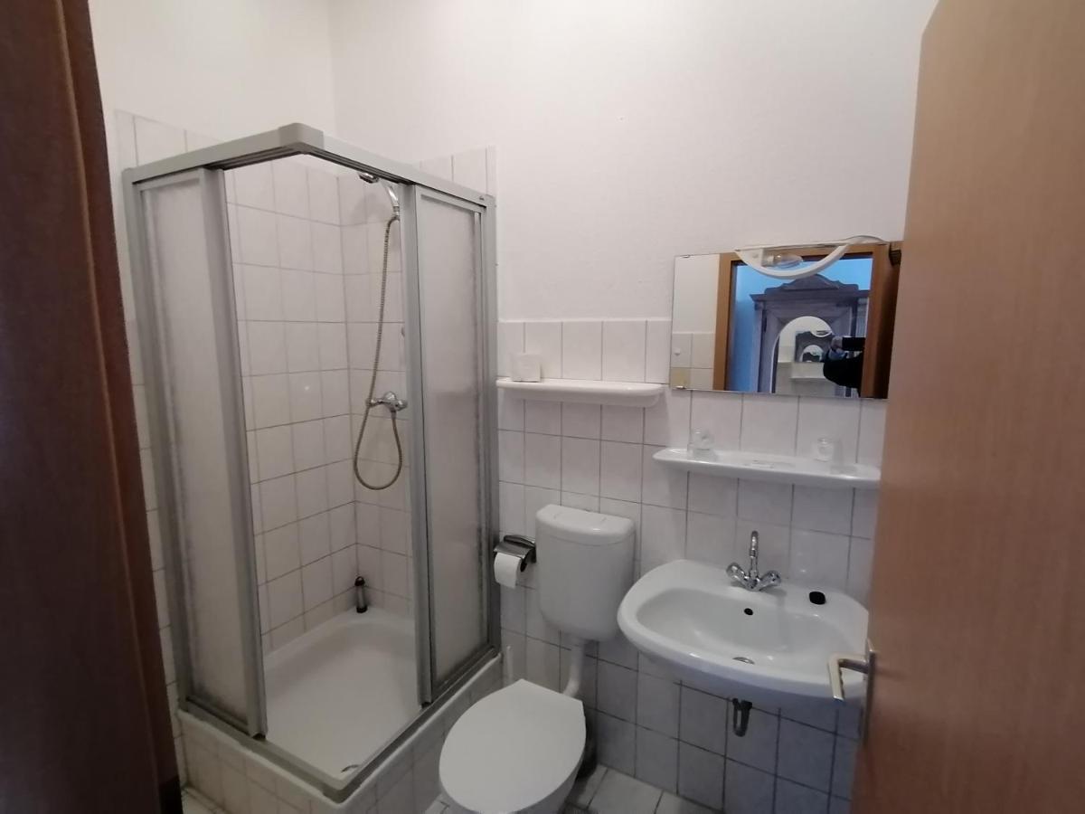 Landhotel Storchenkrug Ruhstadt Bagian luar foto