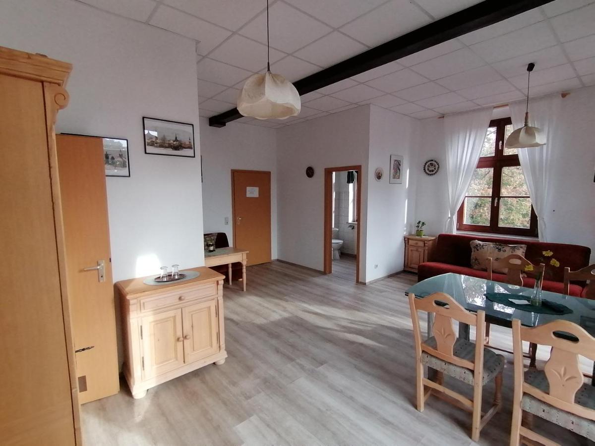 Landhotel Storchenkrug Ruhstadt Bagian luar foto