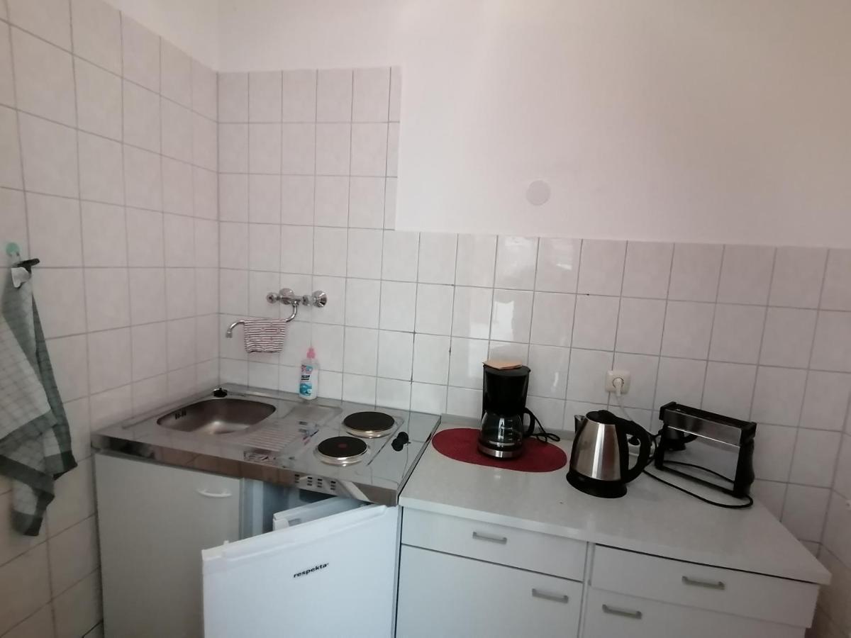 Landhotel Storchenkrug Ruhstadt Bagian luar foto