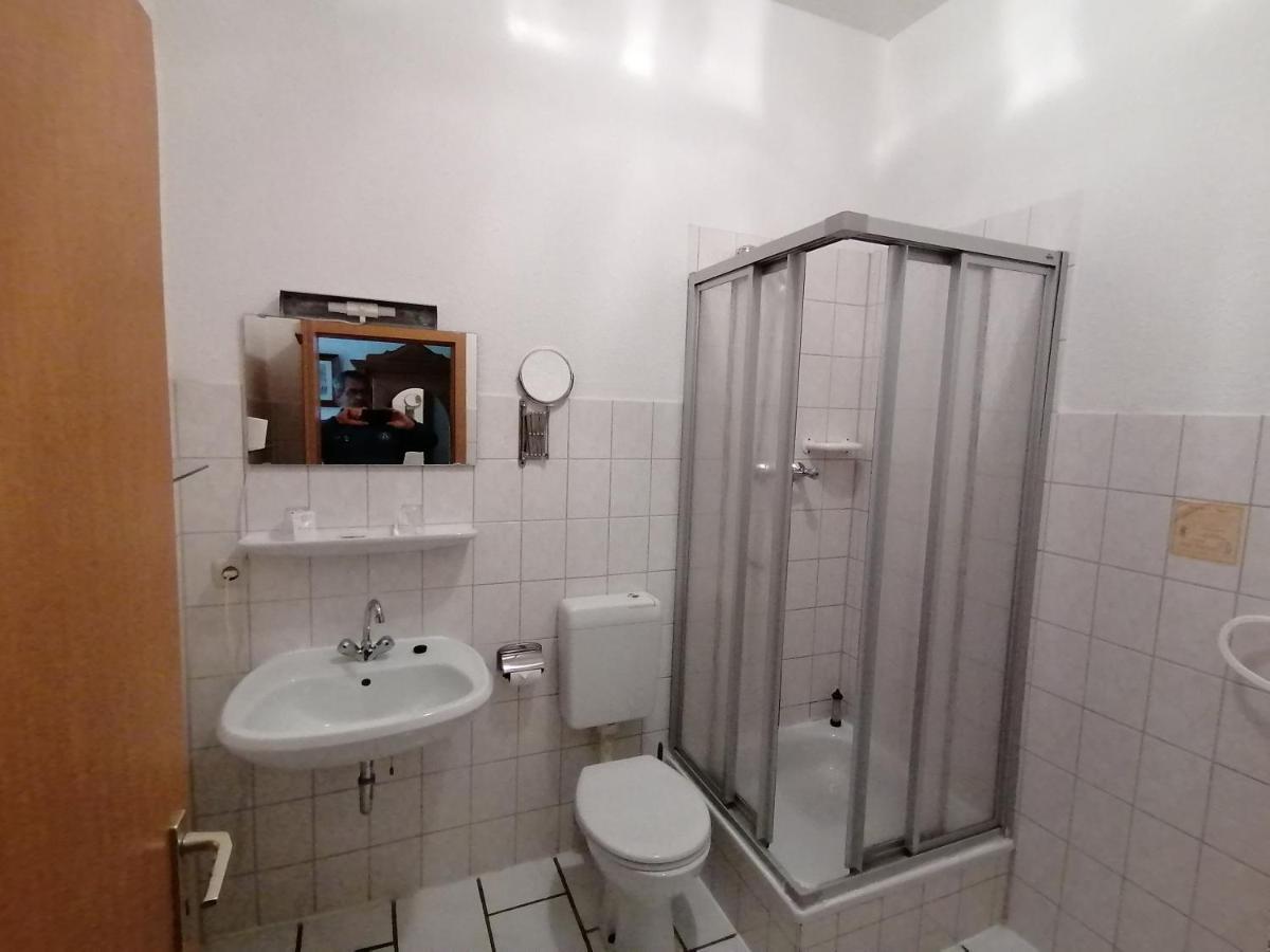 Landhotel Storchenkrug Ruhstadt Bagian luar foto