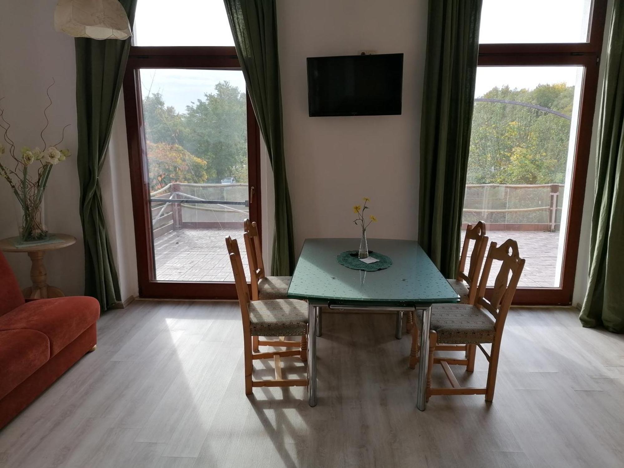 Landhotel Storchenkrug Ruhstadt Bagian luar foto